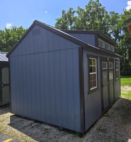 Utility with Doormer - 10 x 16